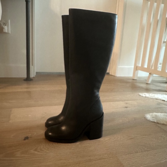 Brand new black Steve Madden boots 5 - Picture 4 of 6